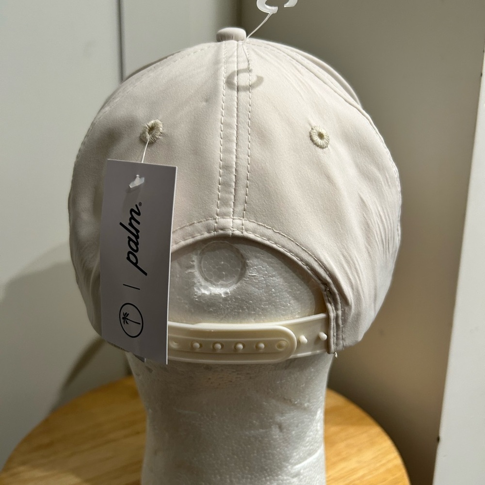 Cream Hat - Picture 5 of 6
